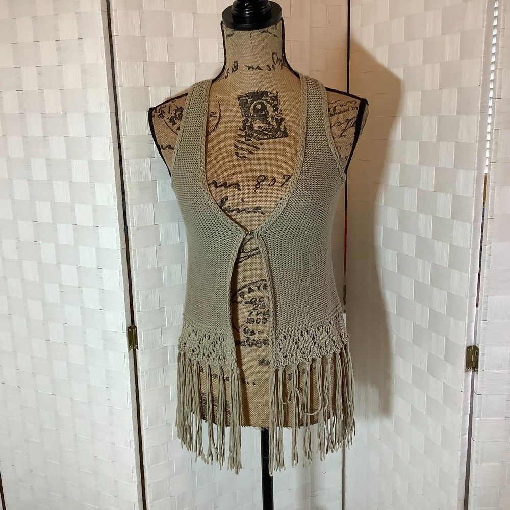 love always crochet fringe top small